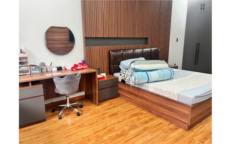 NHÀ MỚI Ở NGAY ĐBP Q3 CN 61M 4PN XE HƠI NGỦ TRONG NHÀ NHỈNH 15TỶ